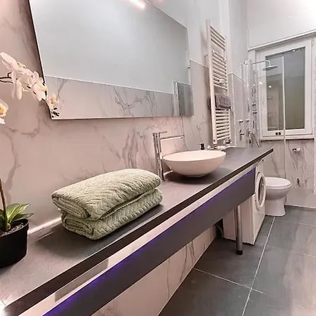 Tiffany's House Apartment