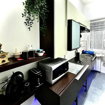 Tiffany's House Apartment *